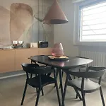 Penthouse Petroni 19 * Bari