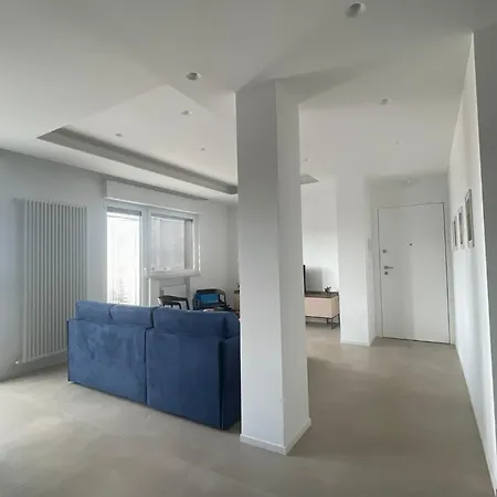 Penthouse Petroni 19 * Bari