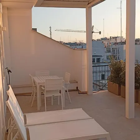 Penthouse Petroni 19 * Bari