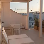 Penthouse Petroni 19 * Bari