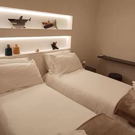 Penthouse Petroni 19 * Bari
