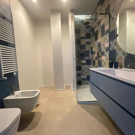 Penthouse Petroni 19 Appartamento *