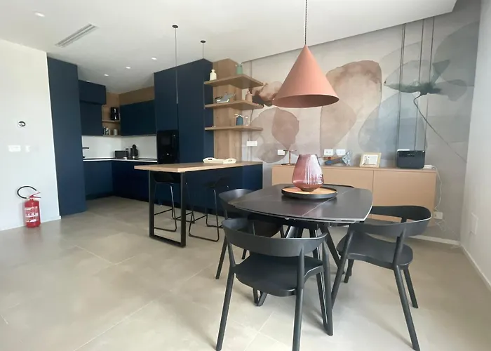 Penthouse Petroni 19 Бари